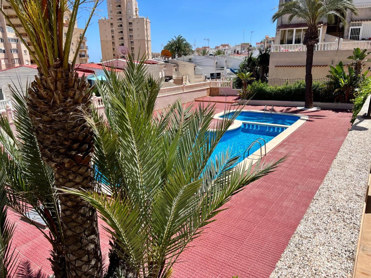 Apartment In La Mata Gabriele 托雷维耶哈 外观 照片