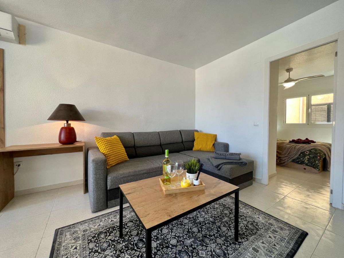 Apartment In La Mata Gabriele 托雷维耶哈 外观 照片