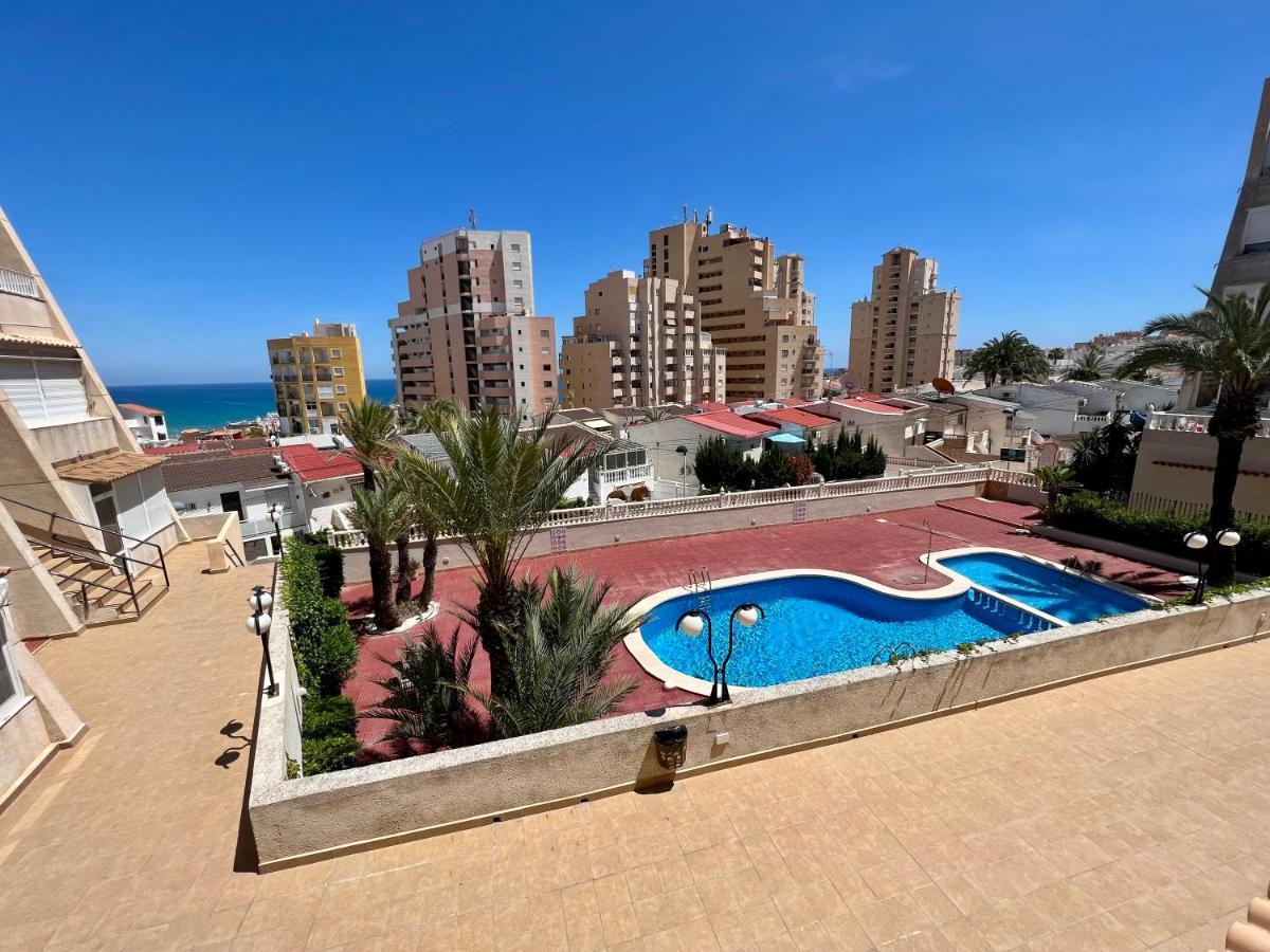 Apartment In La Mata Gabriele 托雷维耶哈 外观 照片